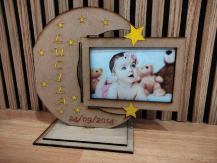 Marco de fotos de bebé en forma de luna, personalizado para guardar sus primeros sueños