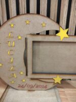Marco de fotos de bebé en forma de luna, personalizado para guardar sus primeros sueños
